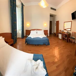 Bed & Breakfast Madrid, Florence