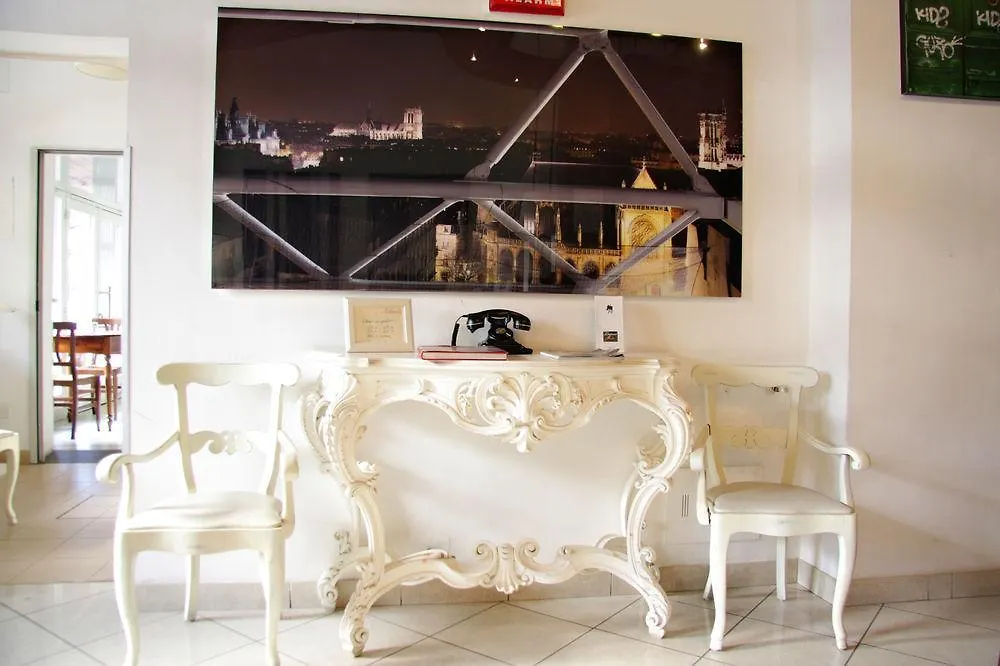 Hotel Alex Firenze 3*,